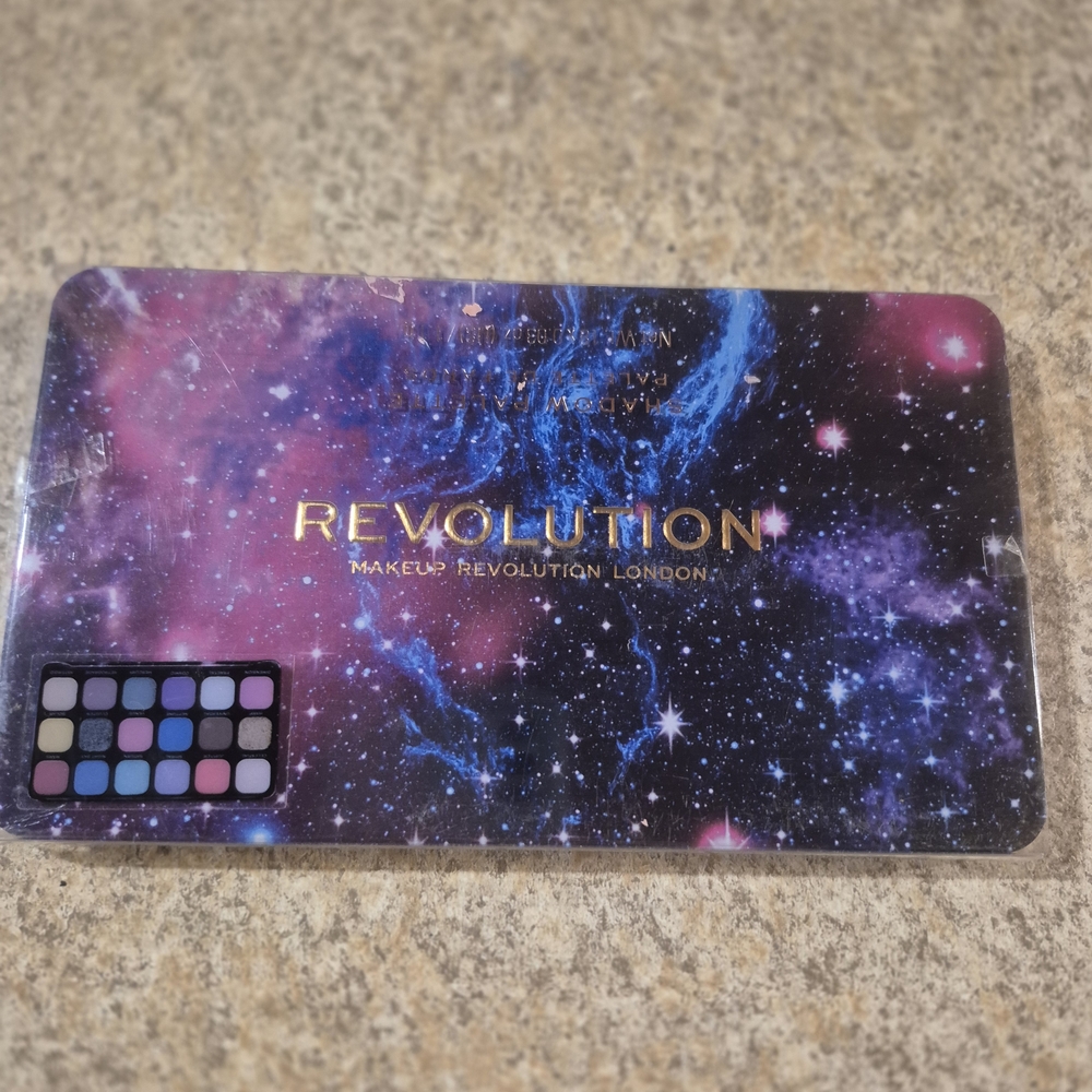 Revolution Cosmic Eyeshadow Palette